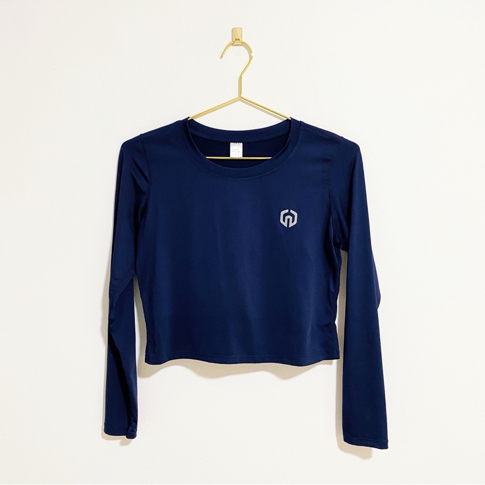 Neleus Crop Top